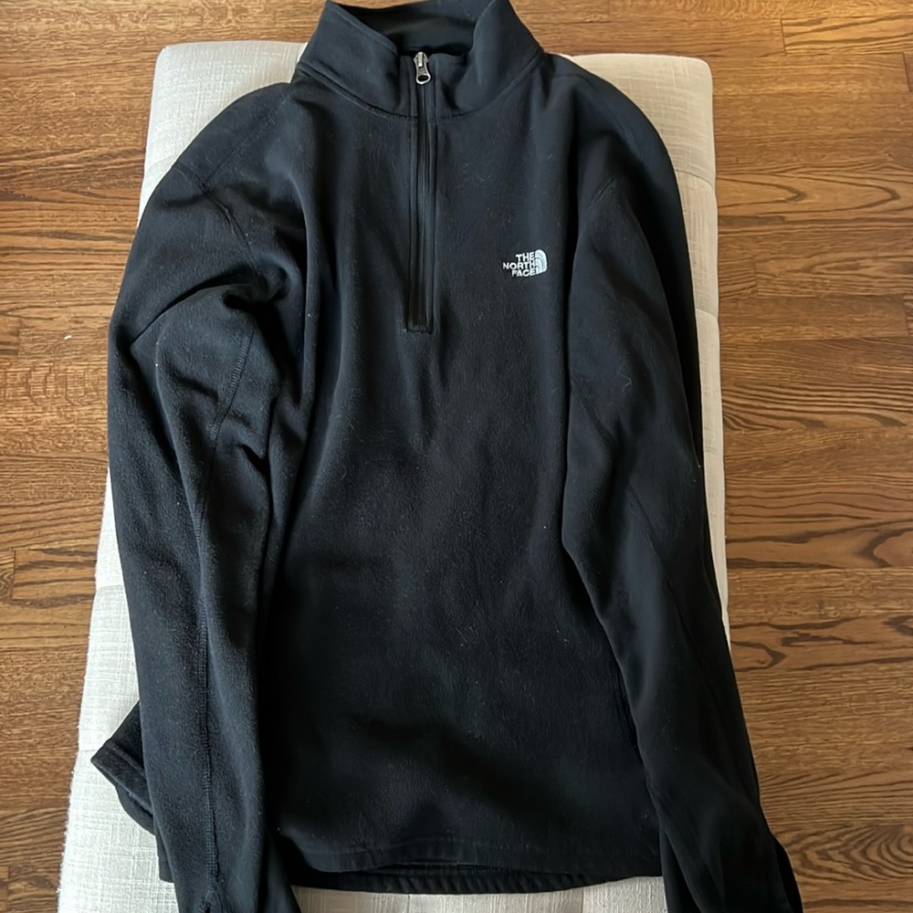 North face, large quarter zip